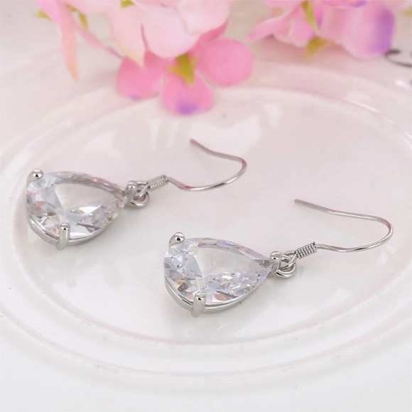 NEW!💙💎TEARDROP! CZ SET💎💙PEAR! GORGEOUS! BLING! - Picture 3 of 7